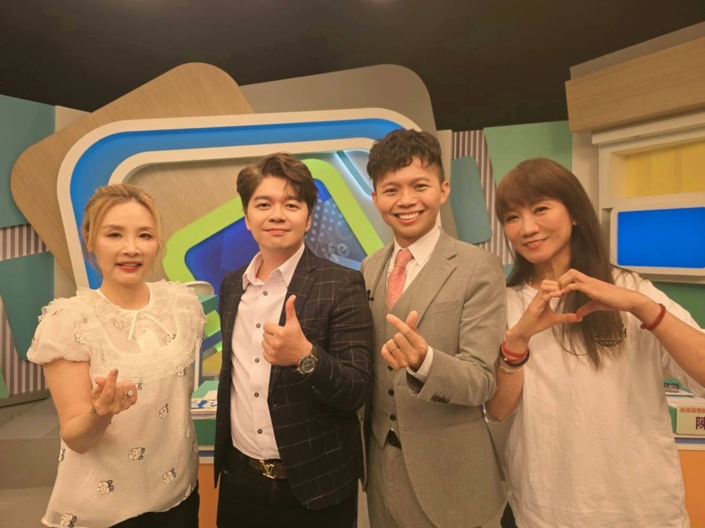 震震有詞錄製「人肉提款機！親情愛情，怎麼變成討債地獄？！」主題